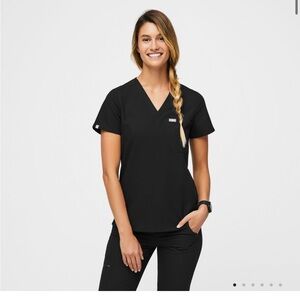 Figs Catarina One-Pocket Women’s Scrub Top - Black-XXL
